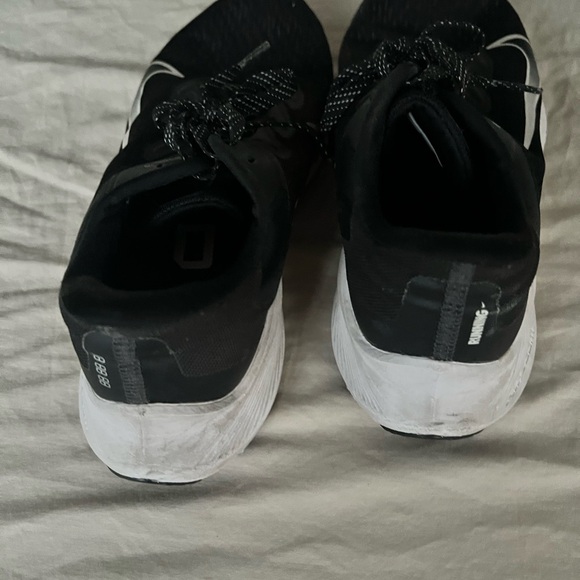 Nike Black and White Sneakers - Picture 5 of 7